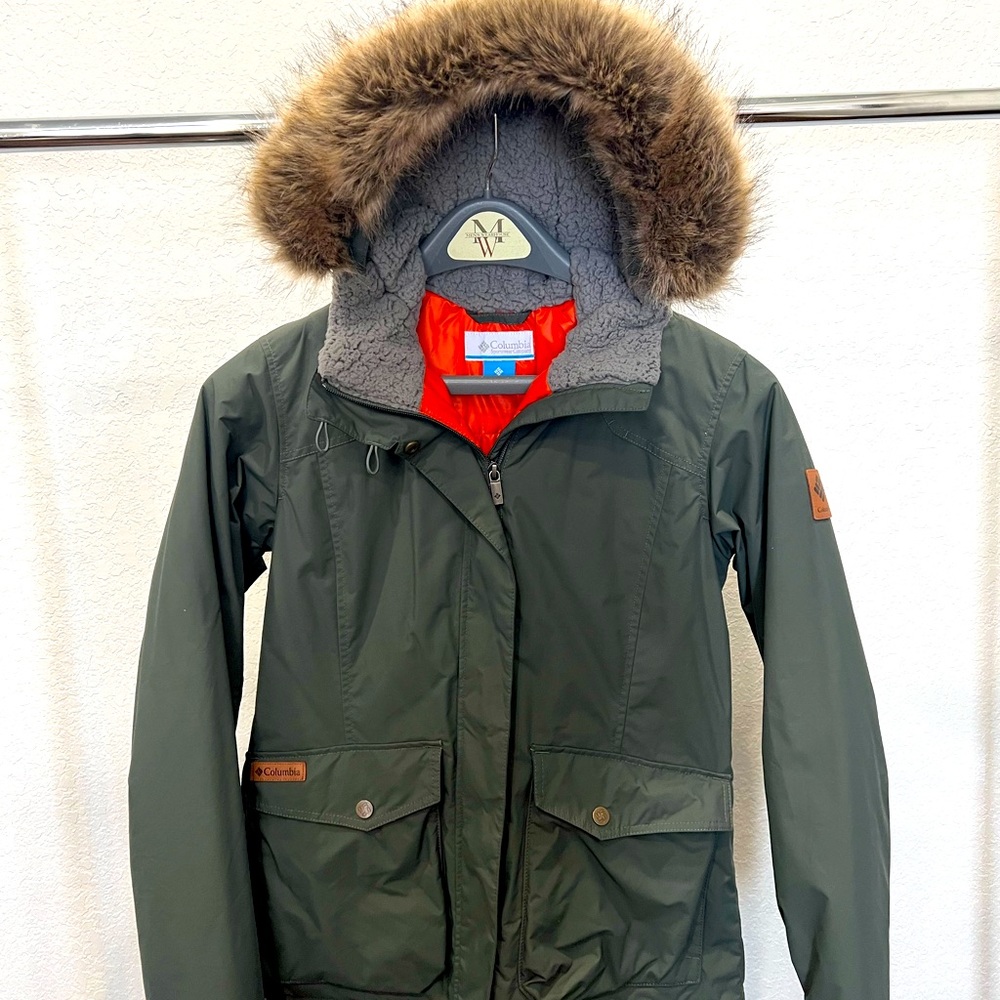 Army Green Columbia Sportswear Winter Jacket, Juniors size S